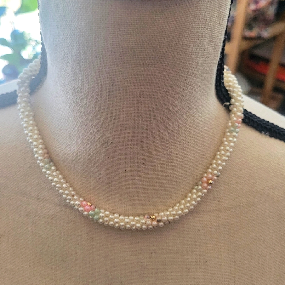 Elegant Vintage Japan Necklace With Pastel Accents